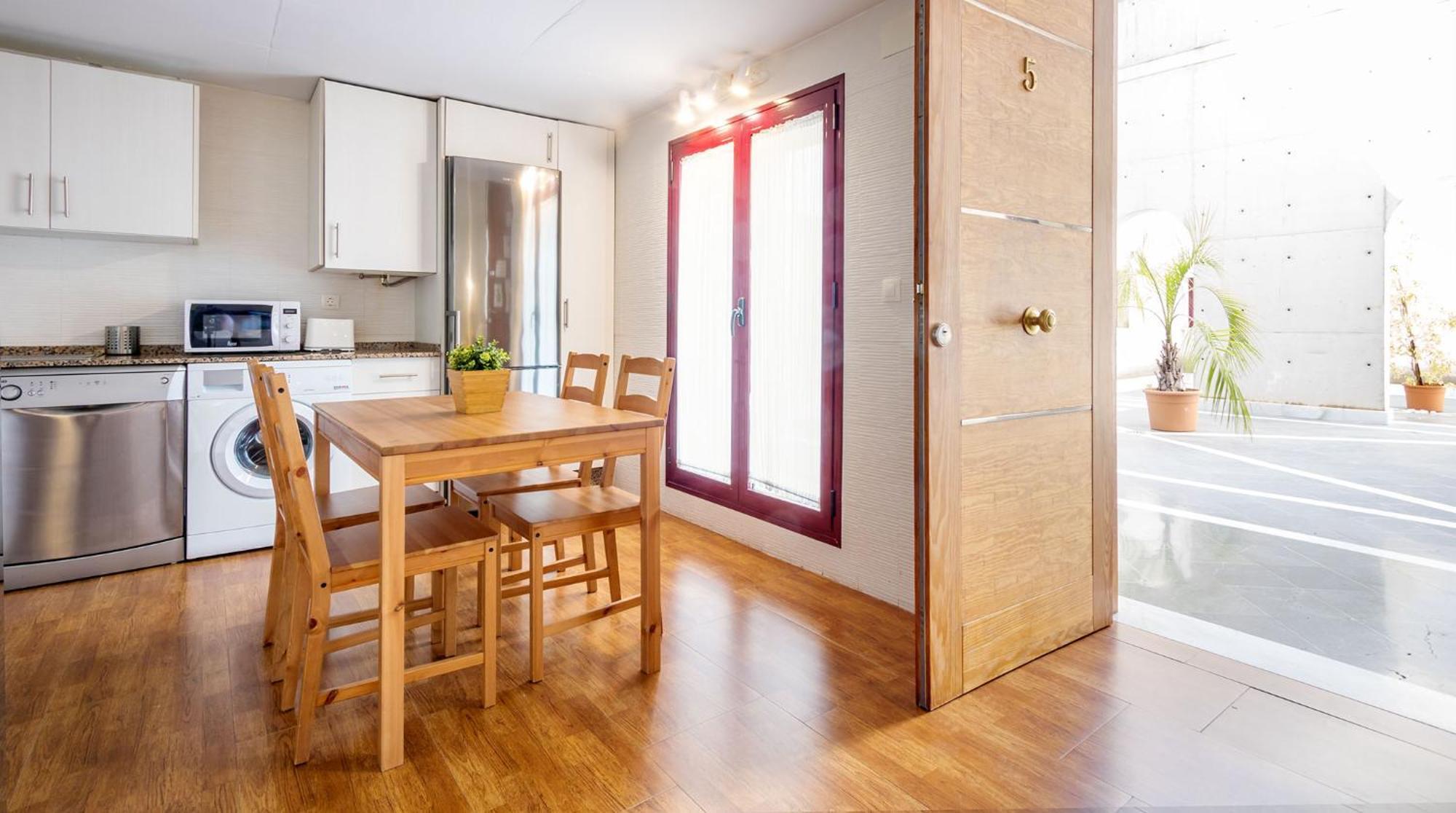 Sherry Center Apartment